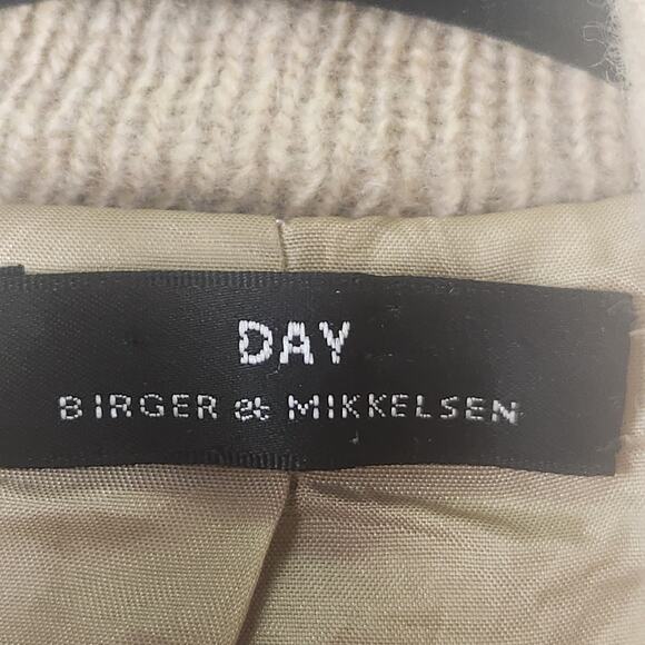 Day Birger et Mikkelsen Cardigan Women's SZ SM Beige Sweater Coat Lined EUC - Picture 4 of 16